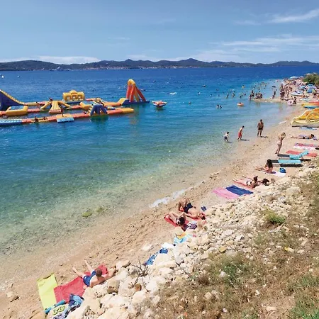 Two-bedroom Holiday In Σπίτι διακοπών Ražanac