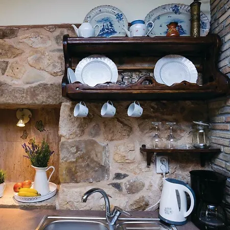 Two-bedroom Holiday In Ražanac